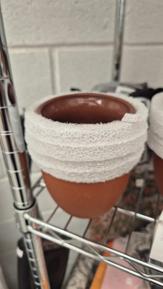 maceta pequeña